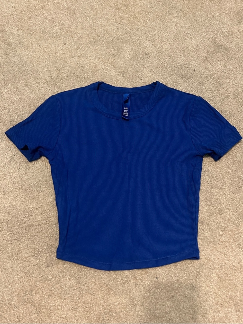 SKIMS ribbed cropped tee